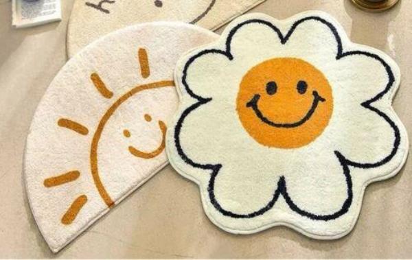 80 CM Smiling Flower Round Anti Slip Floor Rug Decoration