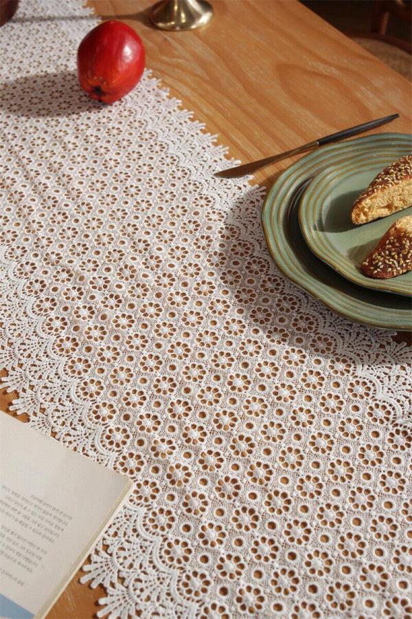 180 CM White Retro Wave Lace Flower Rectangle Dining Table Runner