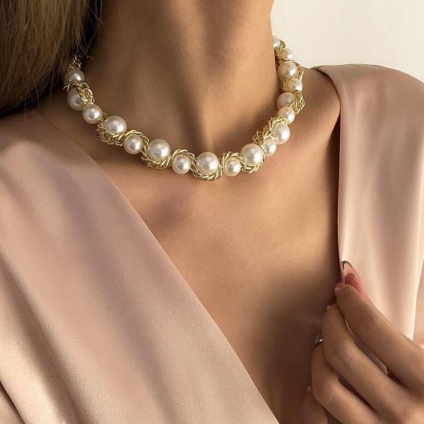 Baroque Gold Twist Knit White Faux Pearl Necklace