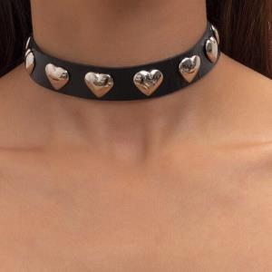 Punk Chic Black Faux Leather Metal Heart Clavicle Choker