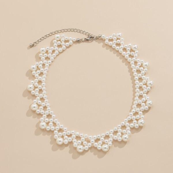 Retro Vintage Hollow Flower Knit White Faux Pearl Choker