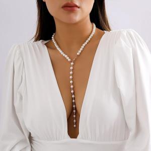 Retro Vintage White Faux Pearl Necklace