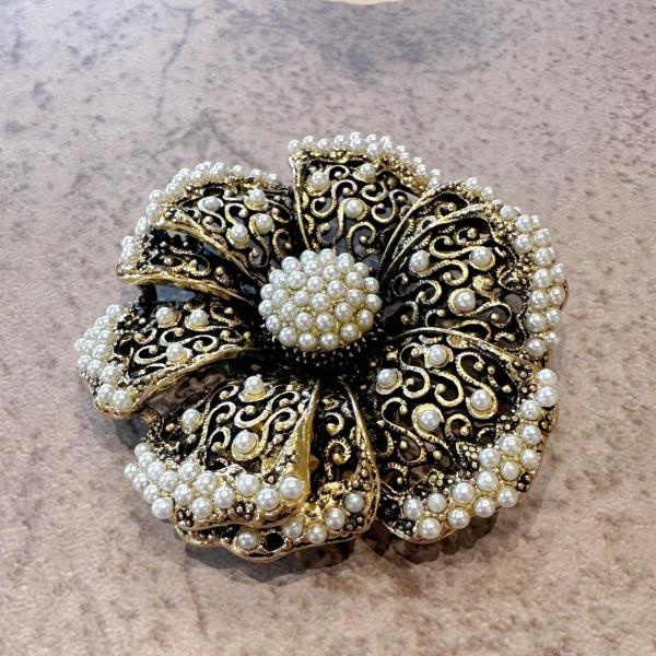 Luxury Baroque Retro Vintage Colour Crystal Pearl Brooch