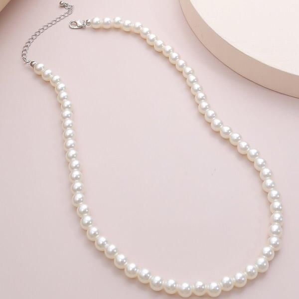 Simple White Imitation Pearl Clavicle Necklace