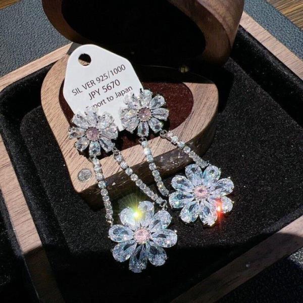 18K Platinum Plated Zircon Flower Pendant Earrings