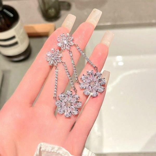 18K Platinum Plated Zircon Flower Pendant Earrings