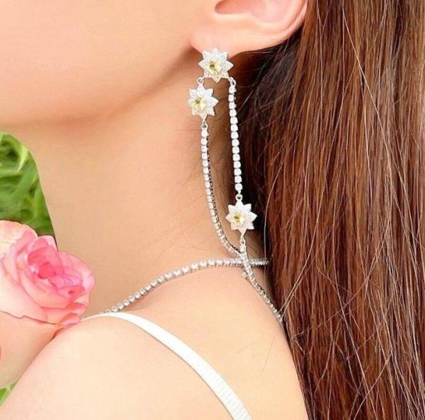 18K Platinum Plated Yellow Flower Necklace Earrings Jewellery Set