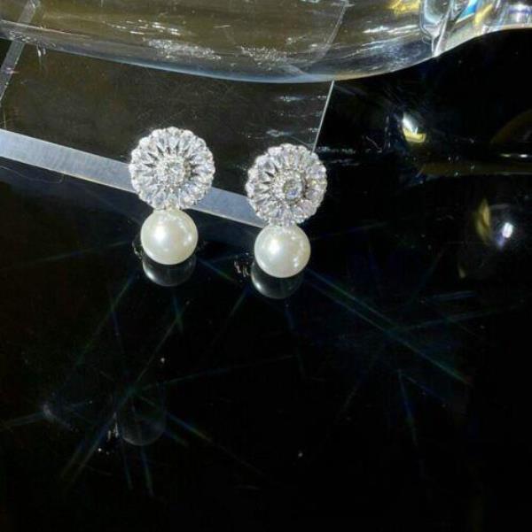 18K Platinum Plated White Pearl Snowflake Zircon Earrings