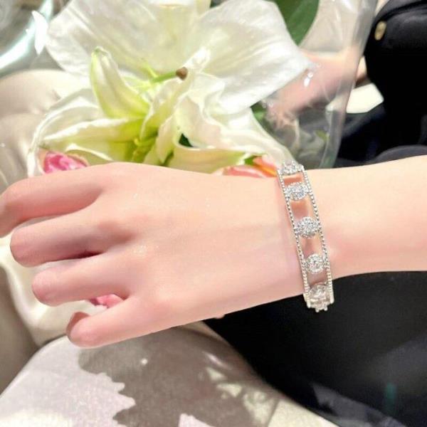 18K Platinum Plated Zircon Chain Flower Bracelet