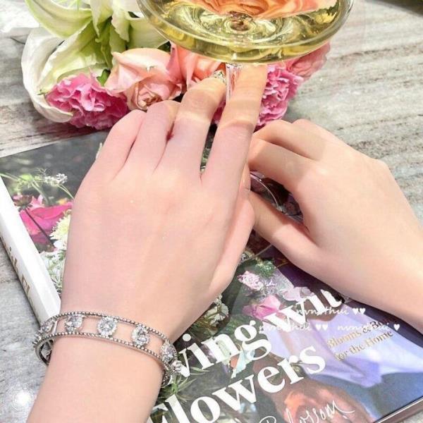 18K Platinum Plated Zircon Chain Flower Bracelet