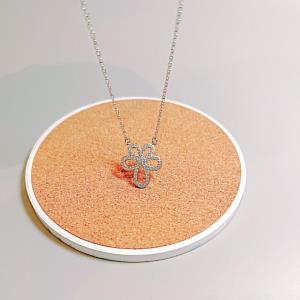 Magnet Rhinestone Heart Pendant Necklace