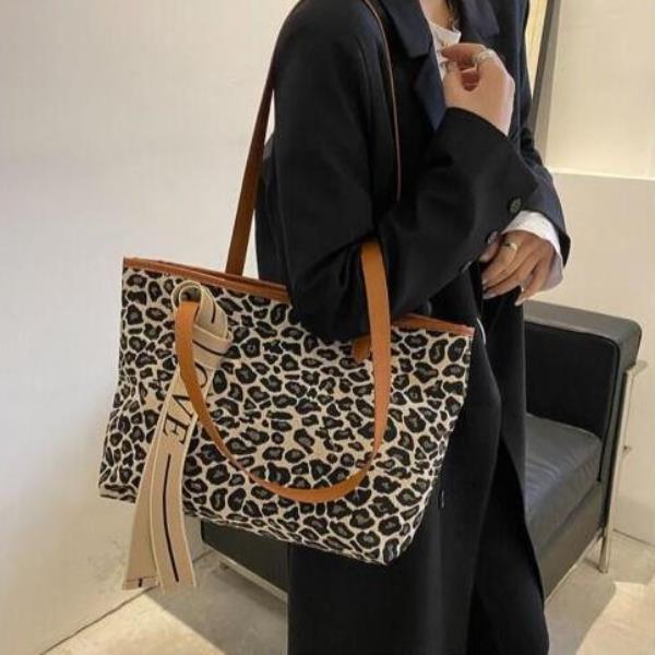 Leopard Plaid Cloth Zip Tote Bag