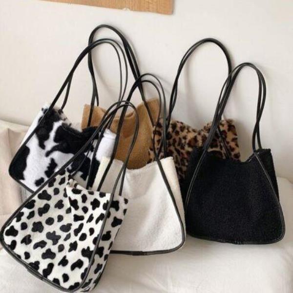 Winter Leopard Felt Medium Shoulder Bag