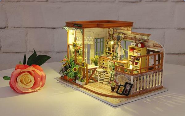 Cottage Garden DIY Wooden Handmade Miniature Dollhouse