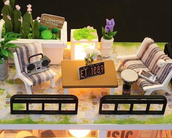 Houguang Studio DIY Creative Handmade Music Miniature Dollhouse