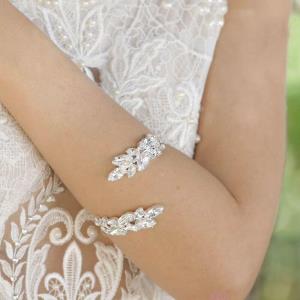 Leaf Rhinestone Adjustable Cuff Armlet