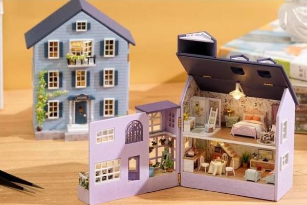 Happy House DIY Creative Handmade Miniature Dollhouse