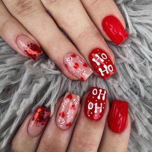 24 Christmas Red Reusable Artificial Press Nails