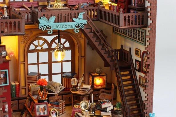 DIY Wooden Magic Bookstore Handcraft Miniature Dollhouse