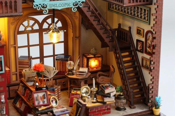 DIY Wooden Magic Bookstore Handcraft Miniature Dollhouse