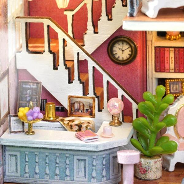 Romantic Castle DIY Creative Handmade Miniature Dollhouse