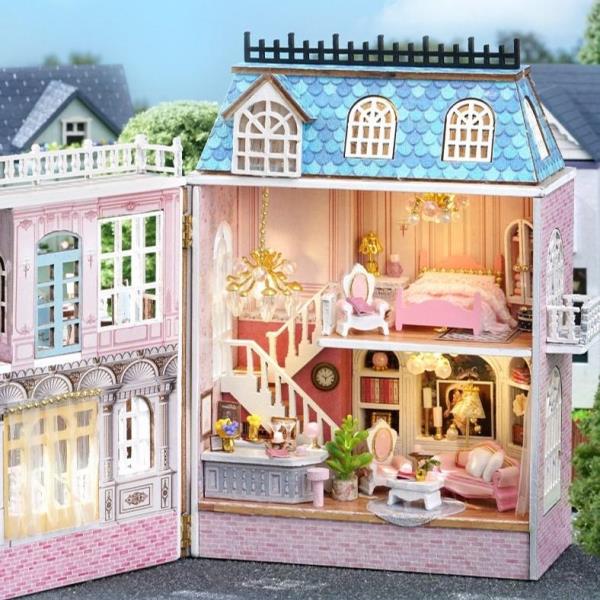 Romantic Castle DIY Creative Handmade Miniature Dollhouse