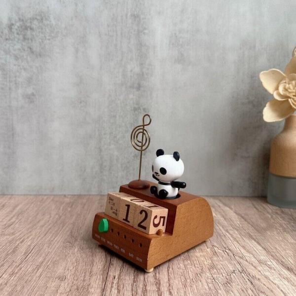 Creative Wooden Spin Figurine Desktop Calendar Music Box