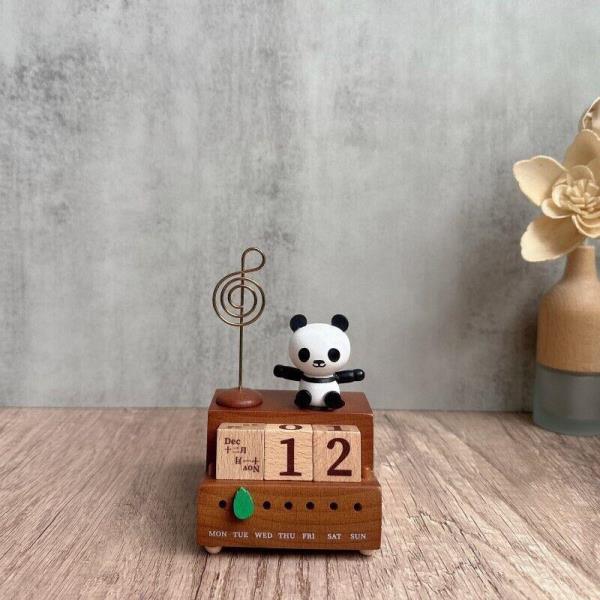 Creative Wooden Spin Figurine Desktop Calendar Music Box