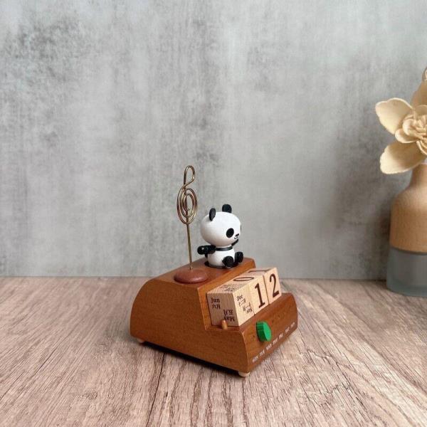 Creative Wooden Spin Figurine Desktop Calendar Music Box