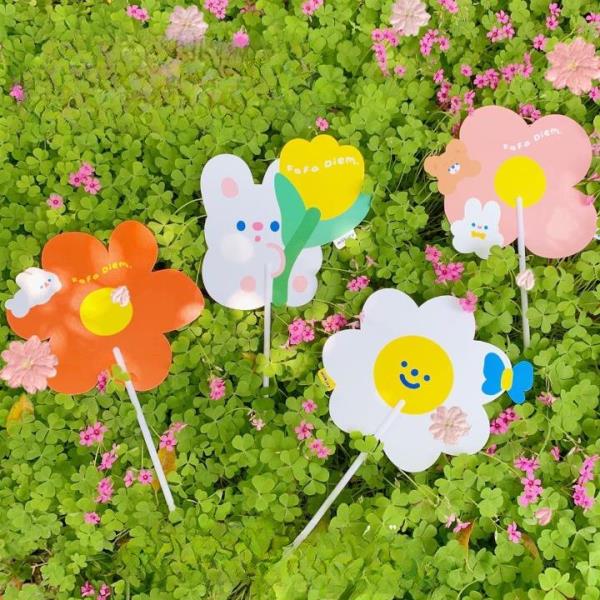 Cartoon Flower Foldable Handhold Fan