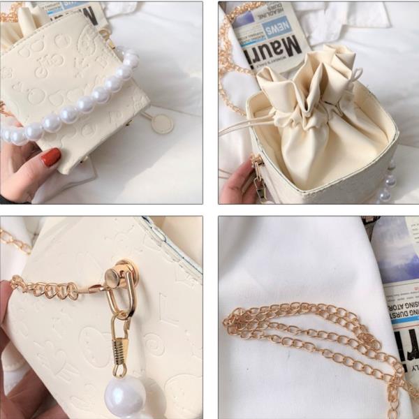 Elegant Pearl Box Crossbody Handbag