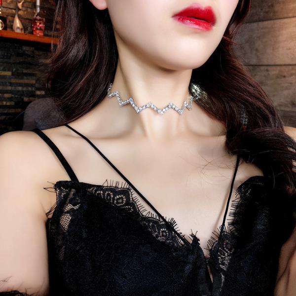 Shiny Crystal Wave Choker Necklace