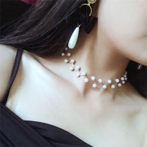 Formal Rhinestone V Waterdrop Clavicle Necklace