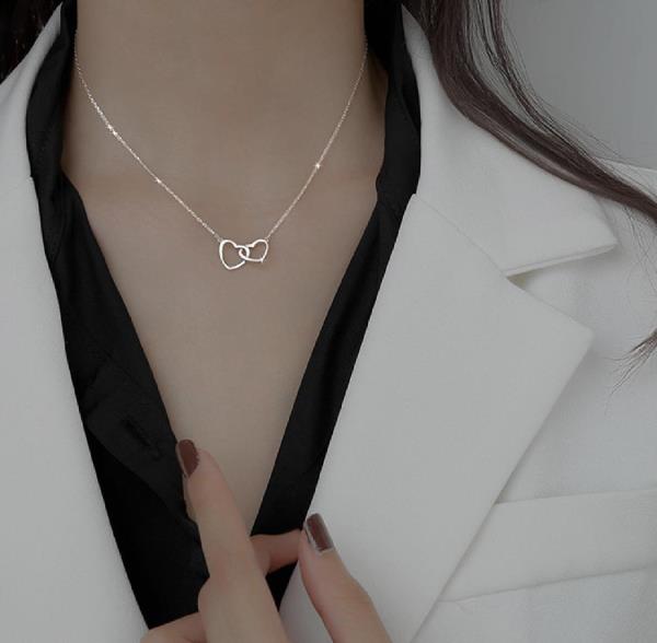 Double Hearts Choker Necklace