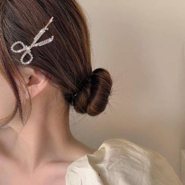 Shimmering Scissor Shaped Hair Pin