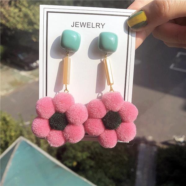 Cashmere Sunflower Drop Earrings