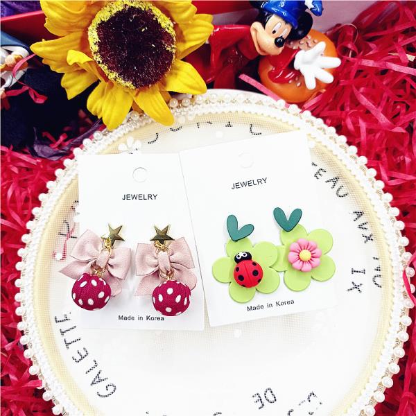 Cartoon Flower Ladybug Pendant Earrings