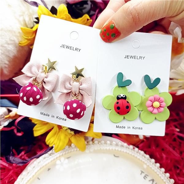 Cartoon Flower Ladybug Pendant Earrings