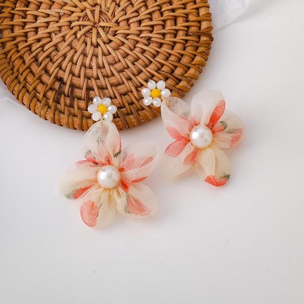 Chiffon Fairy Pearl Flower Dangle Earrings