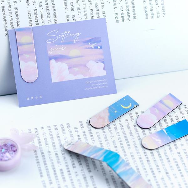 4 Pcs Galaxy Sky Magnetic Bookmarks