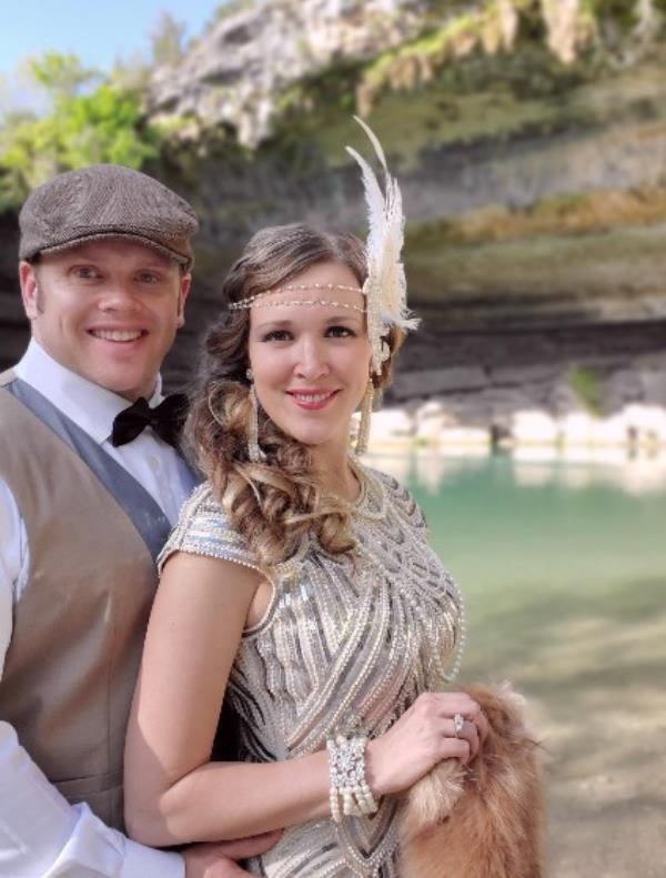 1920s Retro White Feather Crystal Headband