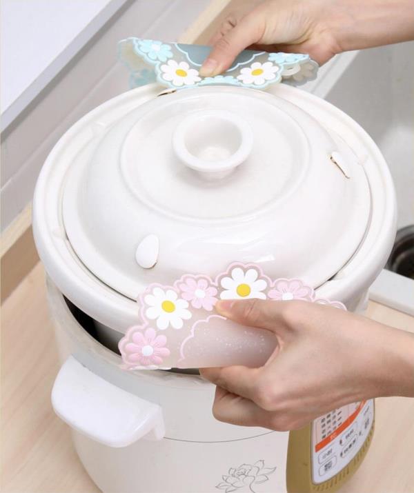 Daisy Flower Silicone Medium Pot Placemat