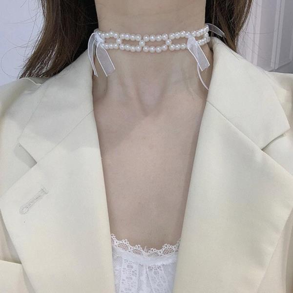 Retro White Lace Pearl Necklace