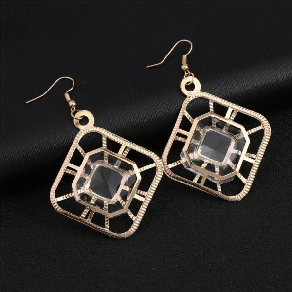 Chic Gold Square Crystal Pendant Earrings