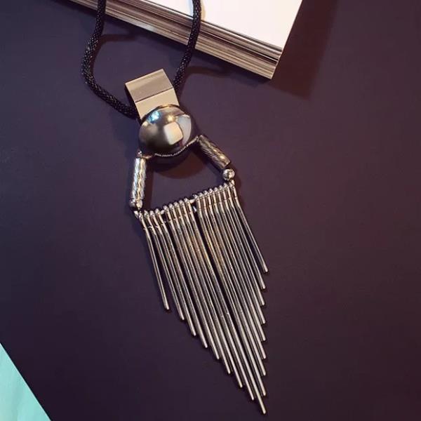 Dark Black Metal Tassel Pendant Necklace