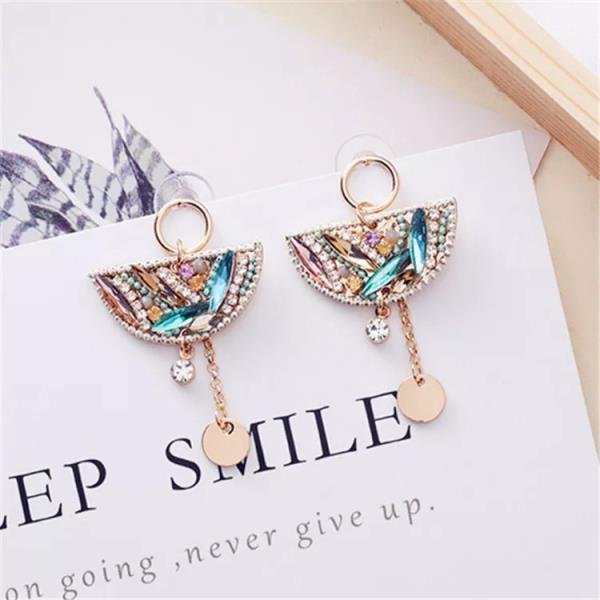 Luxury Crystal Fan Shape Tassel Earrings