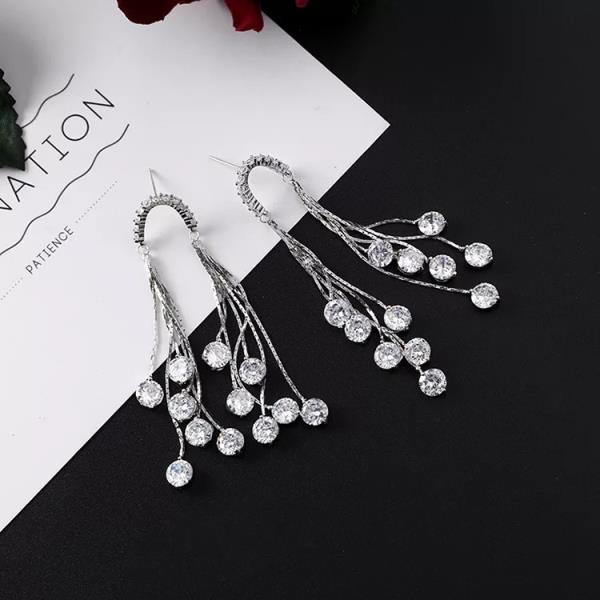 Luxury Rhinestone Waterdrop Tassel Earrings