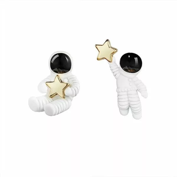 Cartoon White Astronaut Earrings