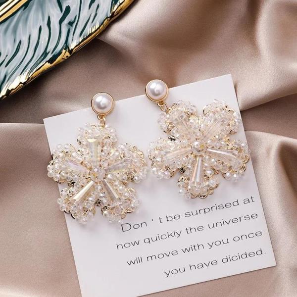 Luxury Snowflake Dangle Earrings