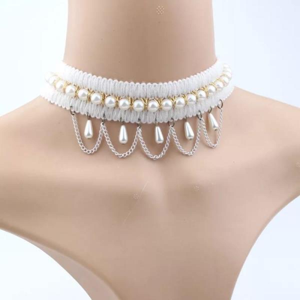 White Lace Pearl Pendant Choker